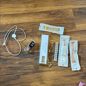 Apple Smartwatch series 3 42MM with Gold and Silver Bands